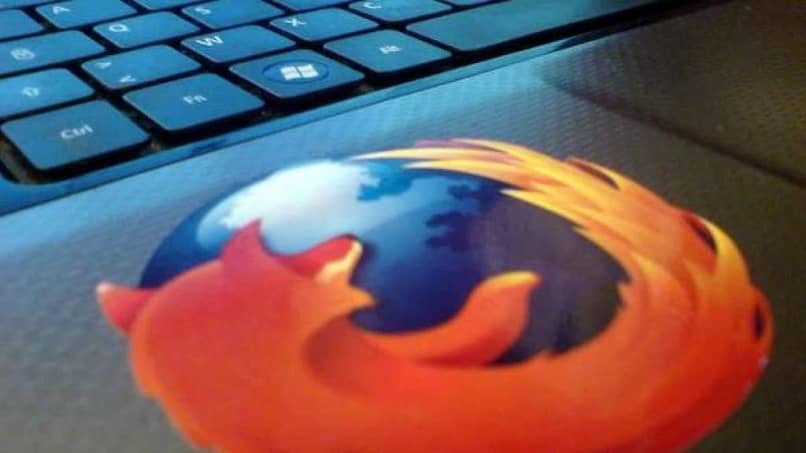 كيفية تنشيط وضع ملء الشاشة في Firefox عند بدء التشغيل