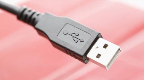 كيفية تمديد وصلة USB للهواتف المحمولة دون فقدان الإشارة بسهولة
