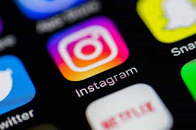 الحل: "لا يمكنني تغيير ملفي الشخصي في Instagram من خاص إلى عام" - كيفية جعل حسابي عامًا